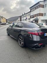 Alfa Romeo Giulia 2.9 V6 Bi-Turbo 375 kW AT8 Quadrifogl... - Alfa Romeo Giulia in Dortmund