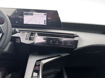 Peugeot 5008 Allure Business HYBRID 145 e-DSC6 AUT