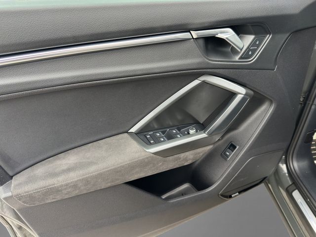 RS Q3 2.5 TFSI quattro S-tronic