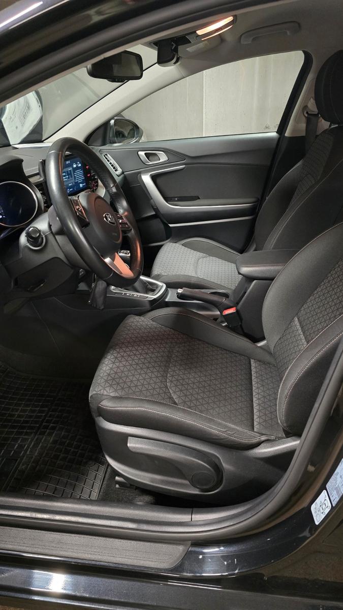 Kia cee'd Sportswagon 1.4 T-GDI Vision Sportswag...