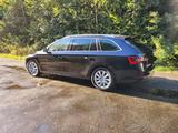 Skoda Superb 2.0 TDI DSG in der PREMIUM EDITION - Skoda Superb Gebrauchtwagen in Hamburg