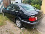 BMW E46 325i, kein E36, 330i - BMW 325 aus 2000: 325i