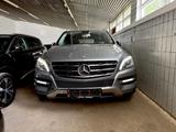 Mercedes-Benz ML 250 CDI BlueTec 4 Matic+Navi+Leder+Head-Up+LM - Mercedes-Benz