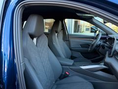 CUPRA Terramar 1.5 e-Hybrid 150 kW CUPRA Terramar 1.5 e-Hybrid 150 kW