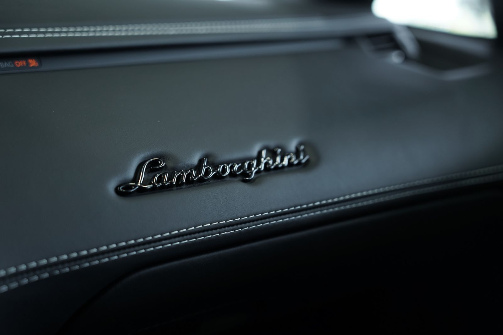 Lamborghini Aventador