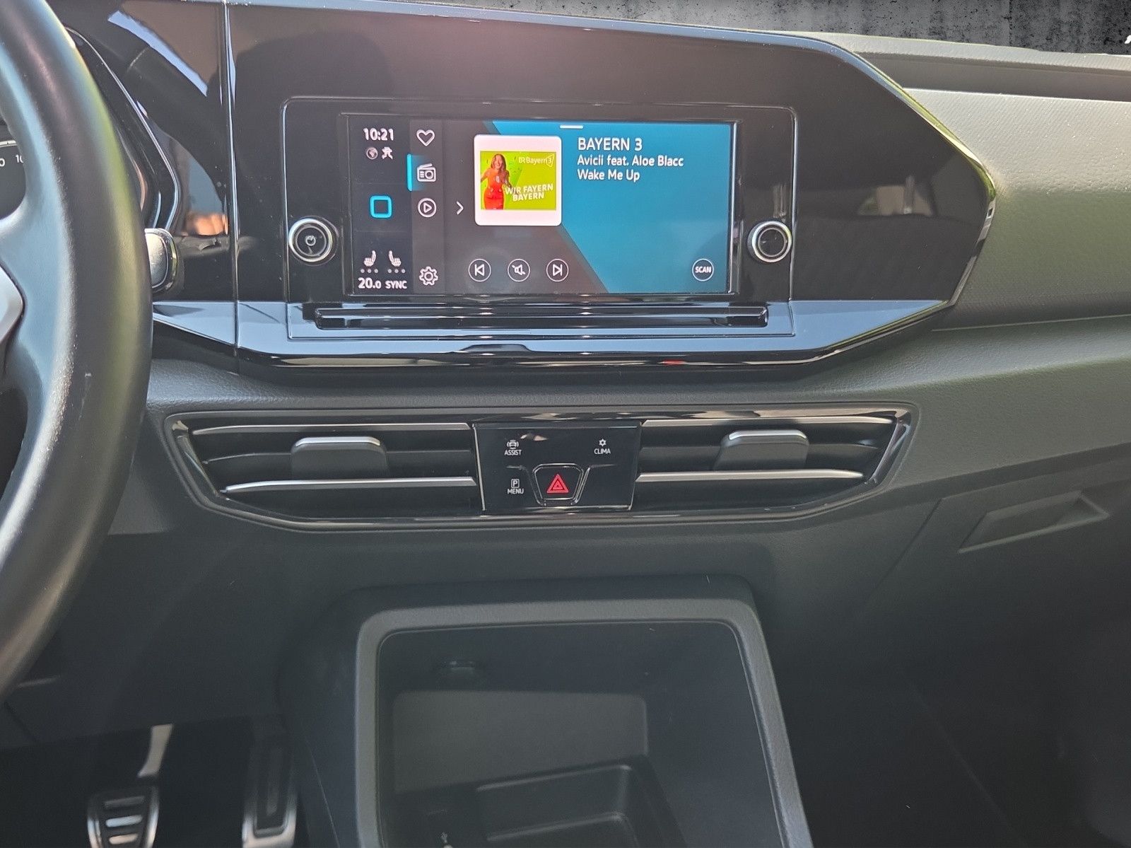 Caddy "Dark Label" 1.5 TSI OPF 6-Gang AHK