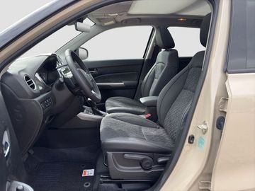 Fotografie 9 des Suzuki Vitara 1.5 Hybrid Comfort+ AllGrip AGS