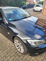 BMW 318 d E-90 - BMW 318 aus 2010: 318d