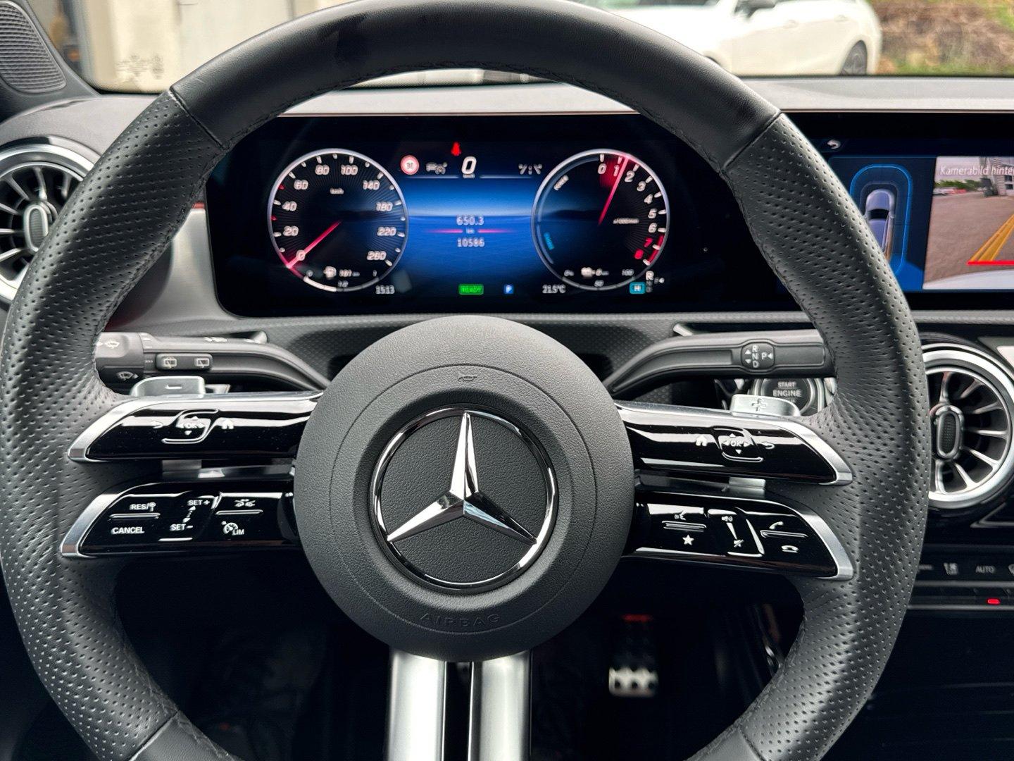 Mercedes-Benz A 250 e AMG Advanced Plus Ambiente Kamera AHK