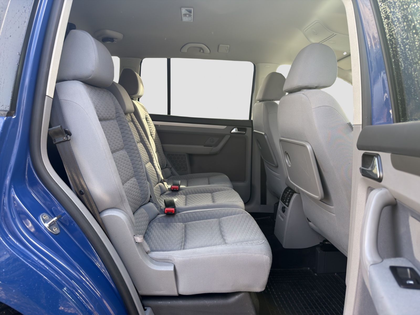 Fahrzeugabbildung Volkswagen Touran Trendline DSG/II.Hand/SHZ/Klimaauto./