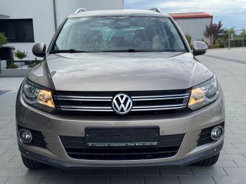 Volkswagen Tiguan - 8