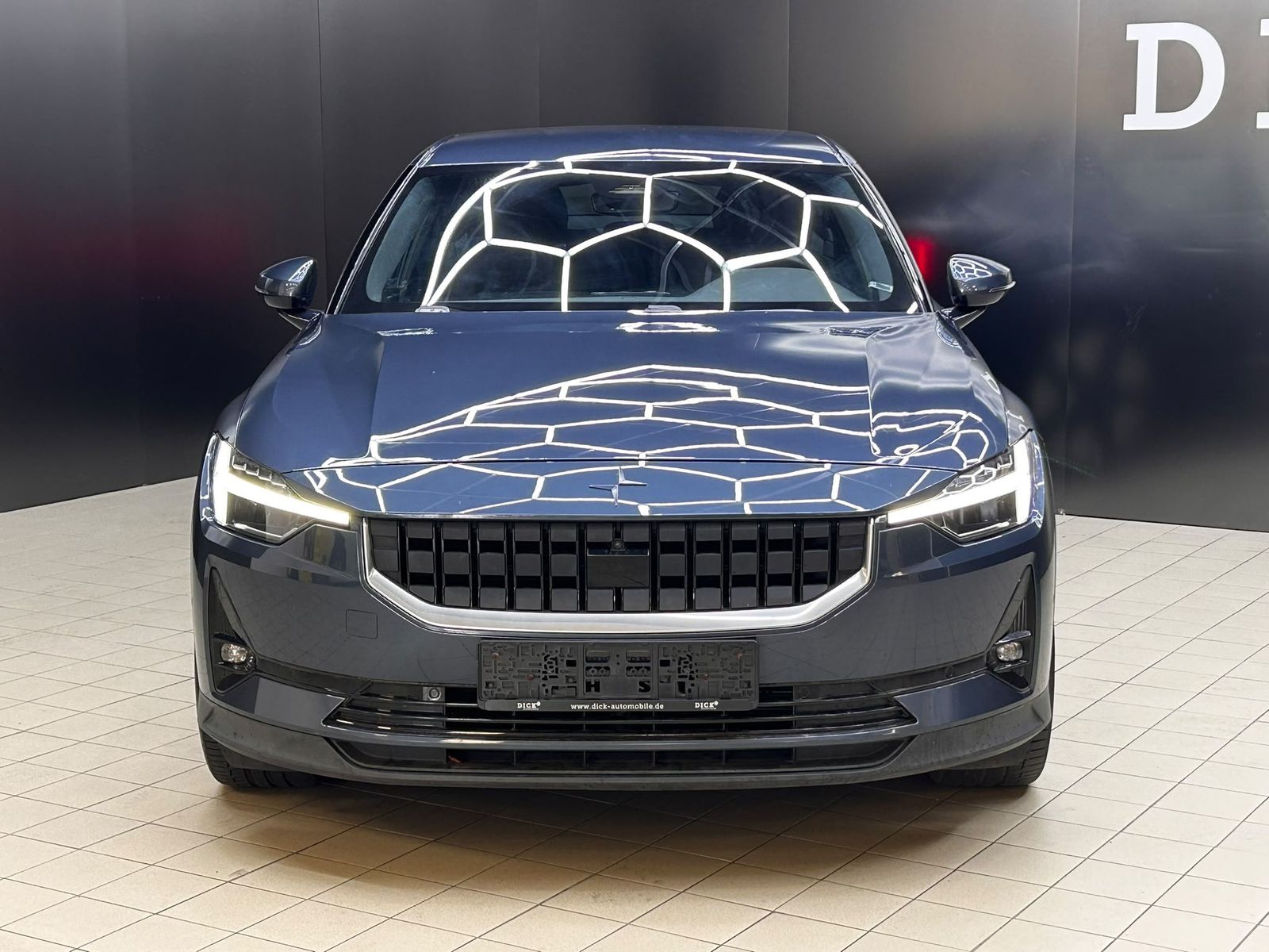 Fahrzeugabbildung Polestar 2 LED+SHZ+NAVI+KEYLESS+ACC+360°+DAB+20"+