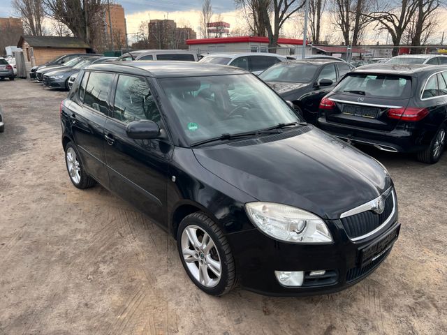 Skoda Fabia Sport 1.6 *Automatik*AHK*PDC*HU/AU 03-26*