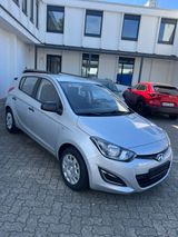 Hyundai i20 1.2 FIFA World Cup EDITION FIFA World Cu... - Hyundai i20: Fifa World Cup Edition