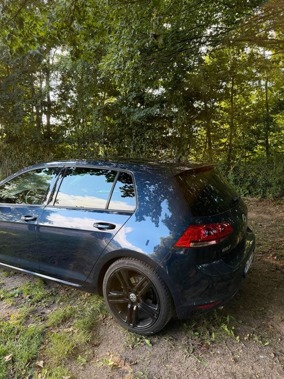 Image of Volkswagen Golf