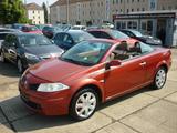Renault Megane 1.6 Coupé-Cabriolet Dynamique - Renault Megane aus 2006: 1.6