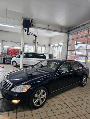 Mercedes-Benz S-Klasse Langversion 4Matic Vollausstattun...