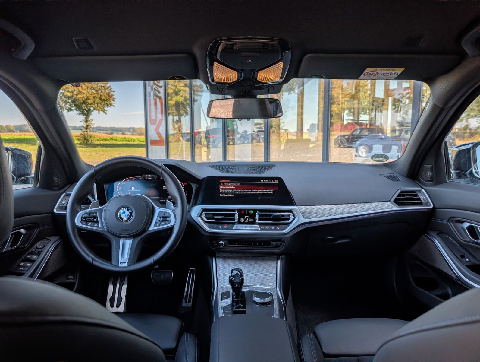 Fahrzeugabbildung BMW 320 3er Touring 320d xDrive M Sport *AMBIENTE*