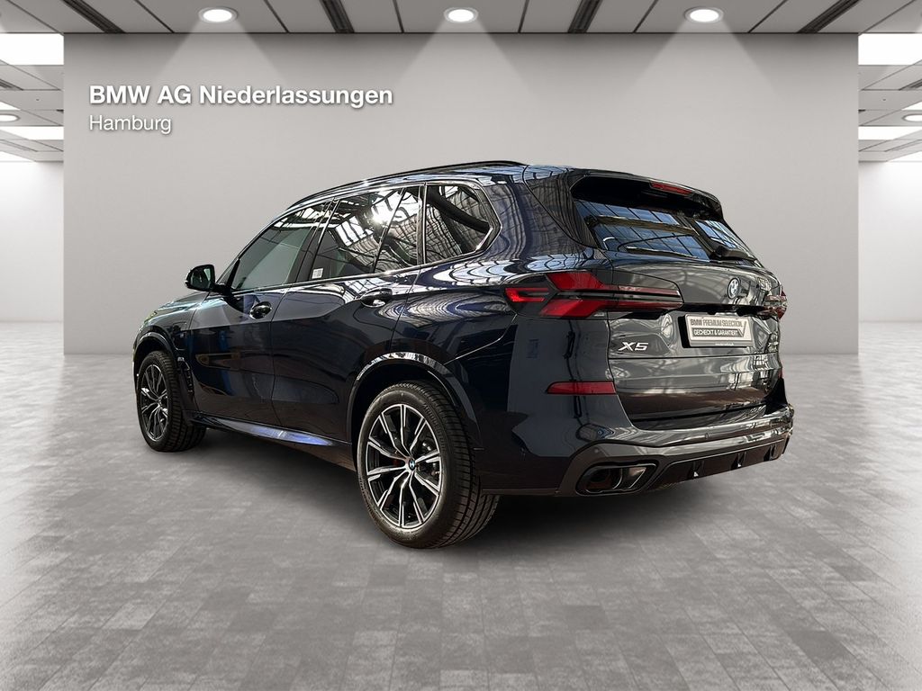 BMW X5 — hlavná fotografia
