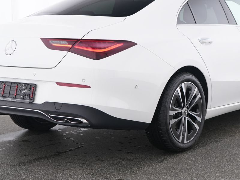 Fahrzeugabbildung Mercedes-Benz CLA 180 Progressive*Pano*LED*Kamera*MBUX Premiu*