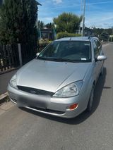 Ford focus 1.6 benzin ohne tuv - Ford Focus aus 2000: Kombi