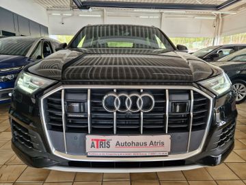Audi Q7 - 1