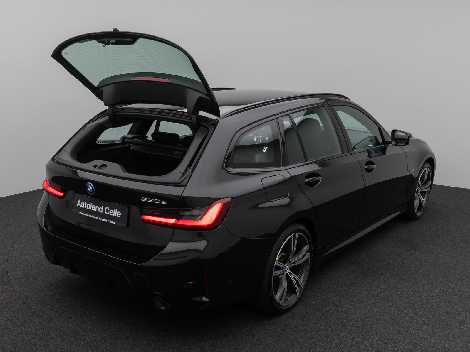 Fahrzeugabbildung BMW 330e M Sport Kamera DAB H/K Stop&Go LED 19Zoll