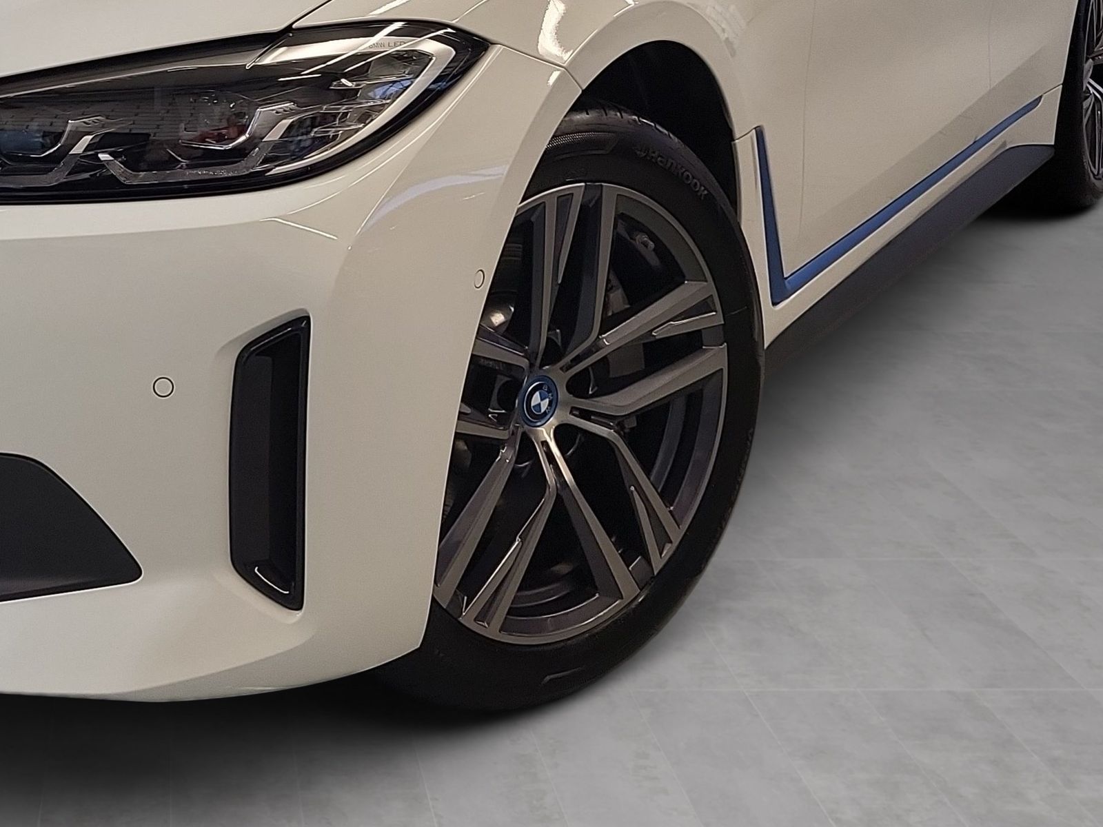 BMW i4 eDrive35 Gran Coupé LiveCockpitProf Kamera foto 6