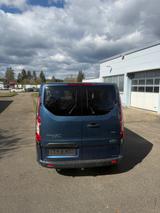 Ford Transit Custom - Ford Transit Custom mit Diesel-Antrieb: Kombi, Schaltgetriebe