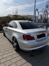 BMW 125i Coupé Silber - Top gepflegt  - BMW 125: Coupe