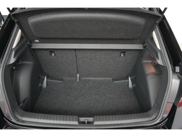 Fabia DRIVE PLUS TSI DSG+BLUETOOTH+SITZ-/LENKRAD