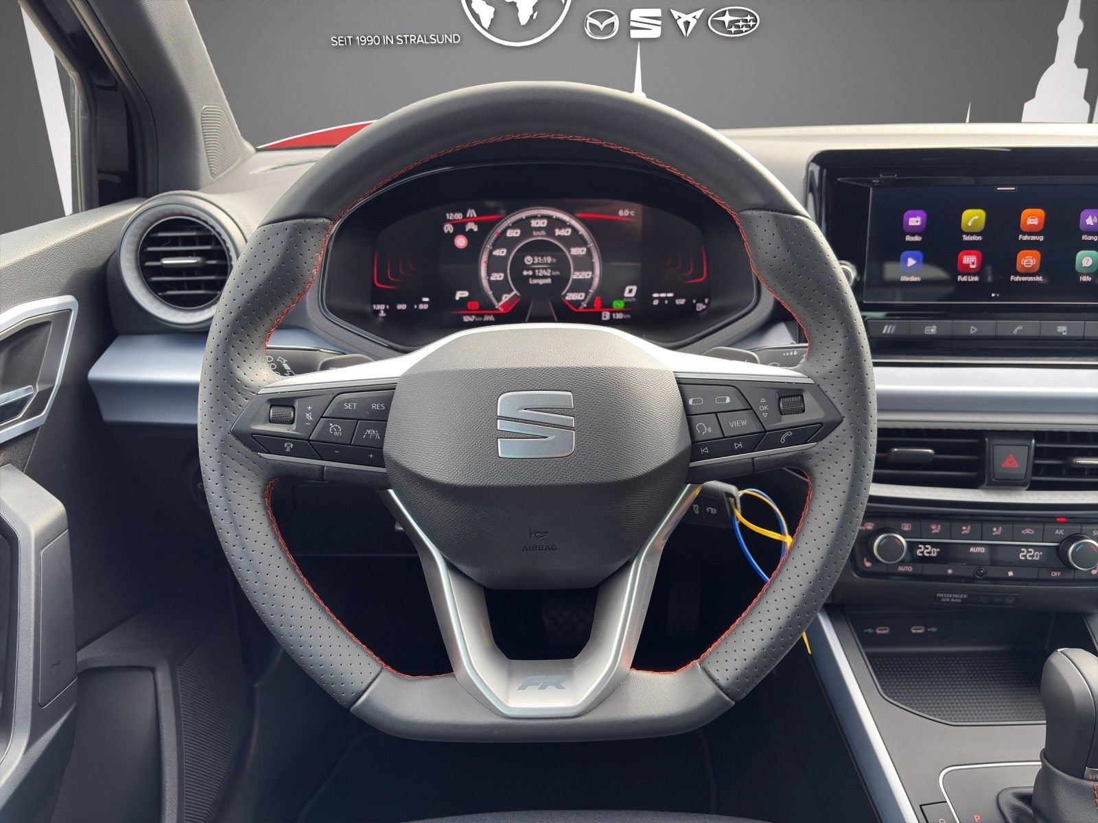 Fahrzeugabbildung SEAT Arona FR 1.0 TSI DSG GJR/LED/SHZ/RFK/APP/PDC/GJR