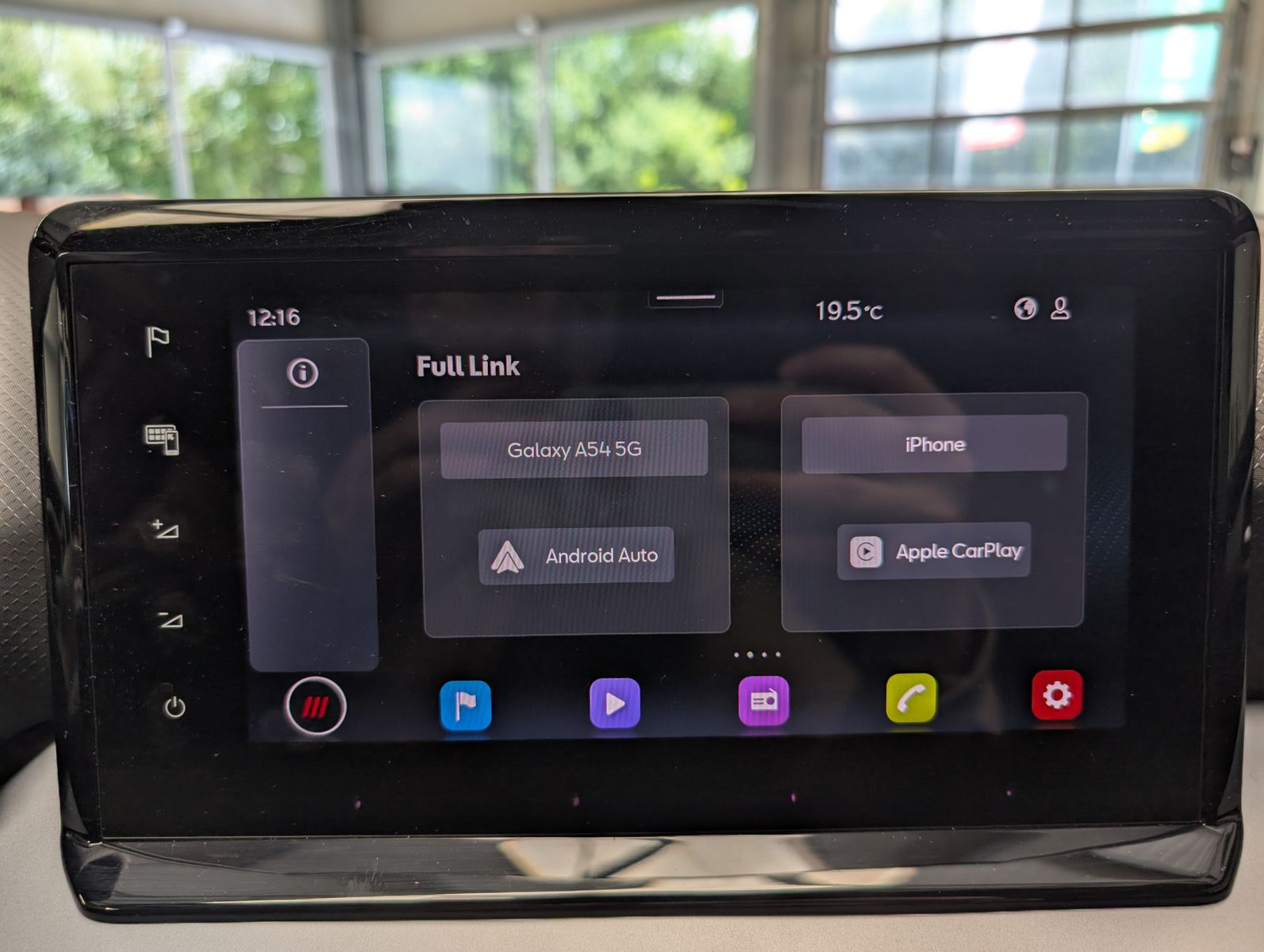 Fahrzeugabbildung SEAT Arona 1.0 TSI FR DSG LED Dinamica ACC AHK Kamera