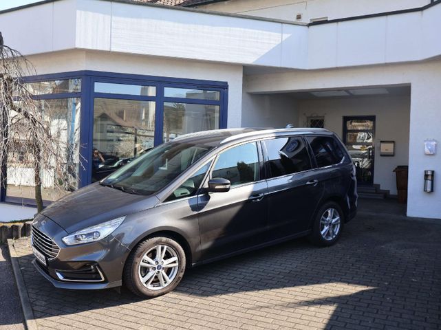 Ford Galaxy Titanium