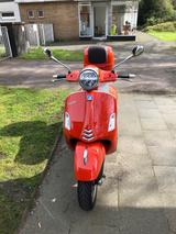 Vespa GTS 300 - Vespa Motorräder in Duisburg