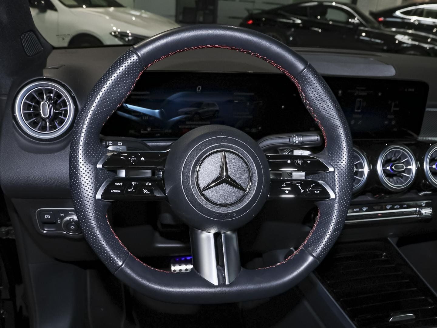 Mercedes-Benz GLB 200 AMG Advanced Panorama Ambiente Keyless foto 16