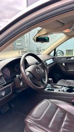 Volkswagen Touareg - 8