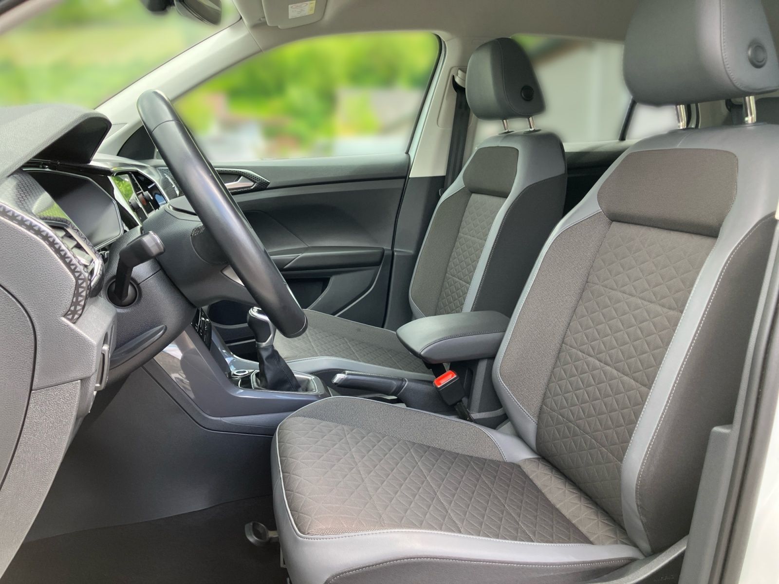 Volkswagen T-Cross - Bild 13