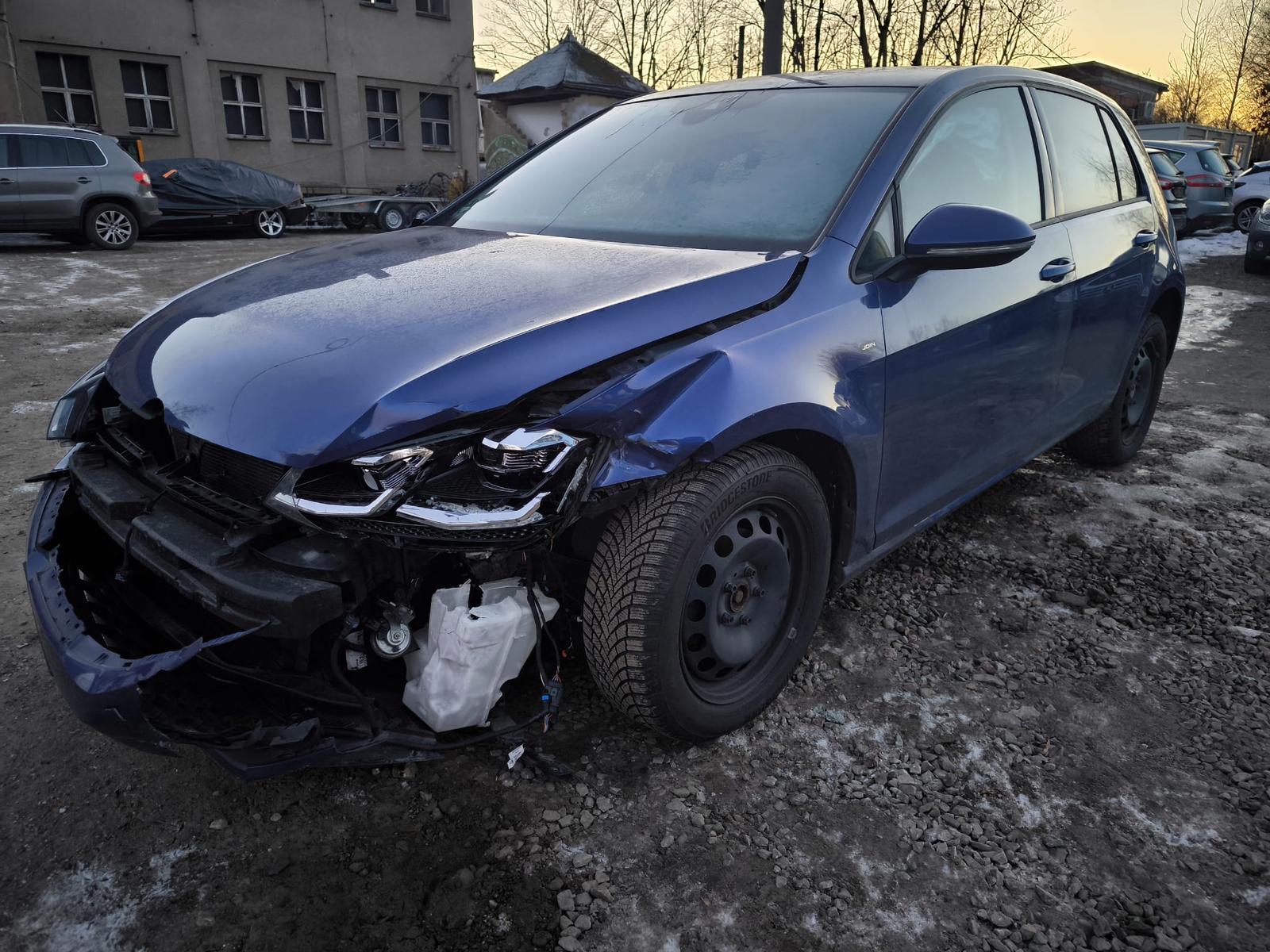 Volkswagen Golf VII Join 1.0 TSI Automatik