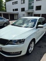 Skoda Rapid 1.0 TSI Ambition / Sonderausstattung Drive