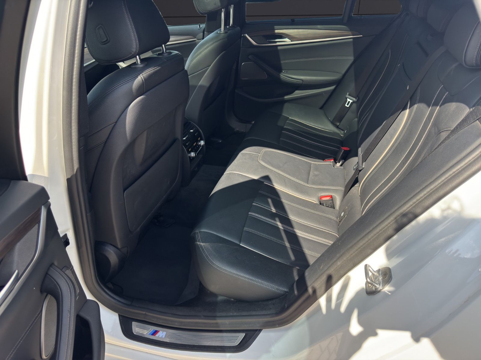 Fahrzeugabbildung BMW 540 d Touring xDrive MSport/2.Hand/Pano/H&K/