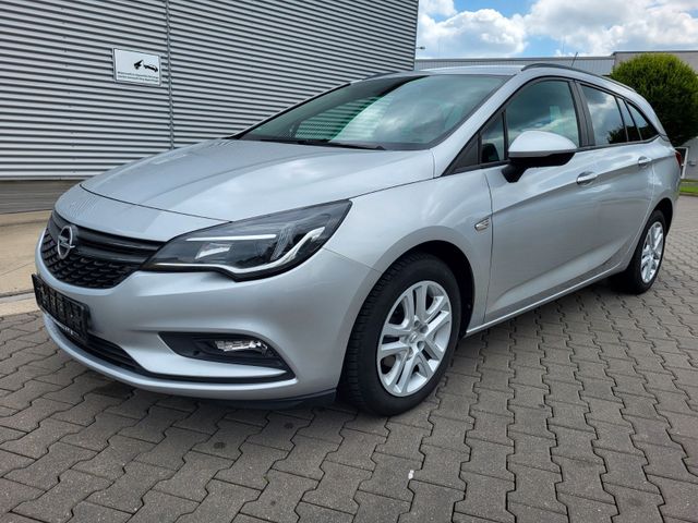 Opel Astra.1.6.CDTI. Sports Tourer. PDC.