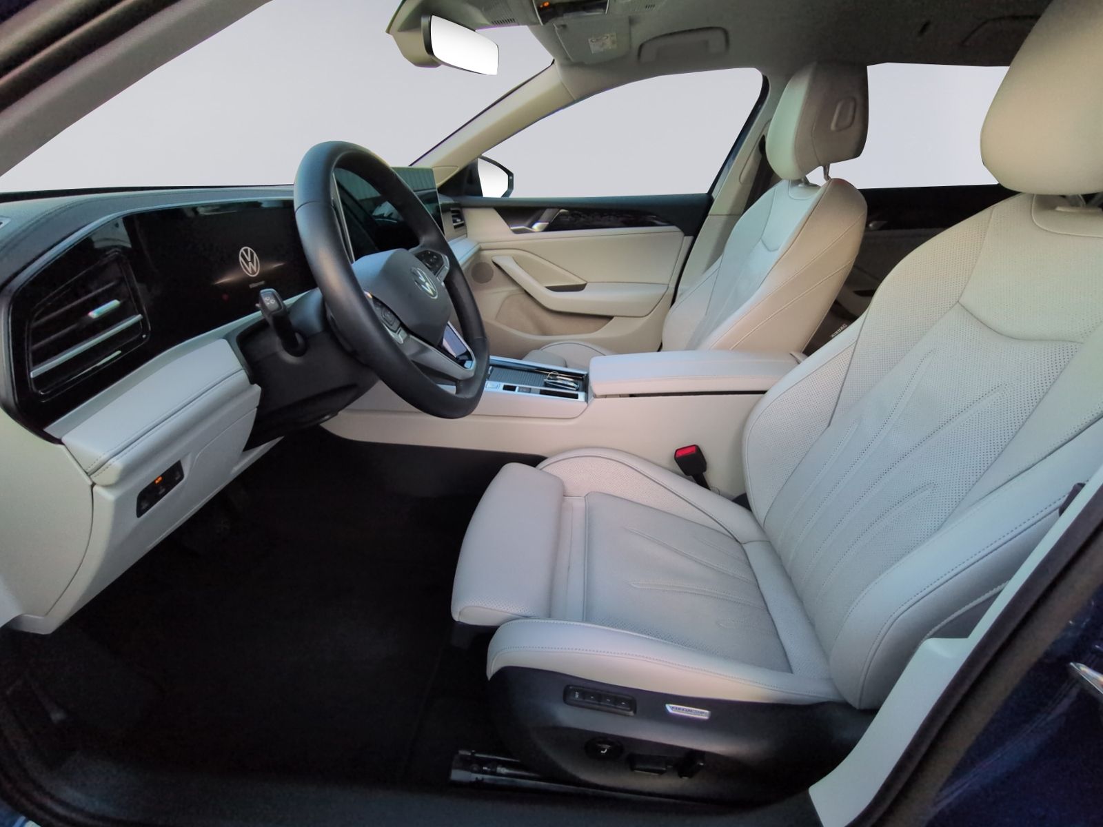 Passat Variant 1.5TSI eHybrid Elegance LEDER+AHK