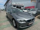 BMW 520d Touring HeadUp Xenon PDC  PANO NAVI - BMW 520 aus 2012 mit Diesel-Antrieb: Kombi