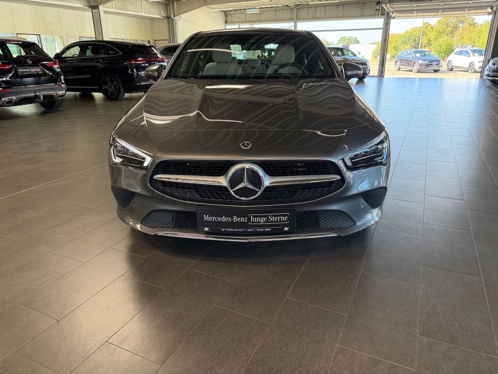 Mercedes-Benz CLA 200 Coupé PROGRESSIVE KAM LED AMBI PANO-DACH foto 5