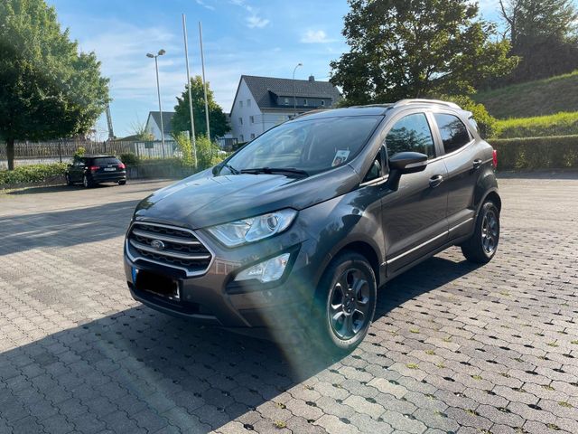 Ford EcoSport Cool and Connect