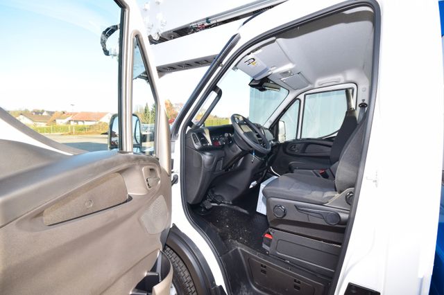 Iveco Amak 60 1600kg 32 meter Klaas