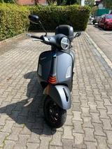 Vespa GTS 125 RST - VESPA GTS 125