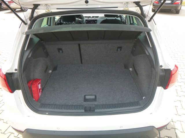 Fahrzeugabbildung Seat Arona 1,0 TSI Style >NAV/SHZ/PDC/FullLink<