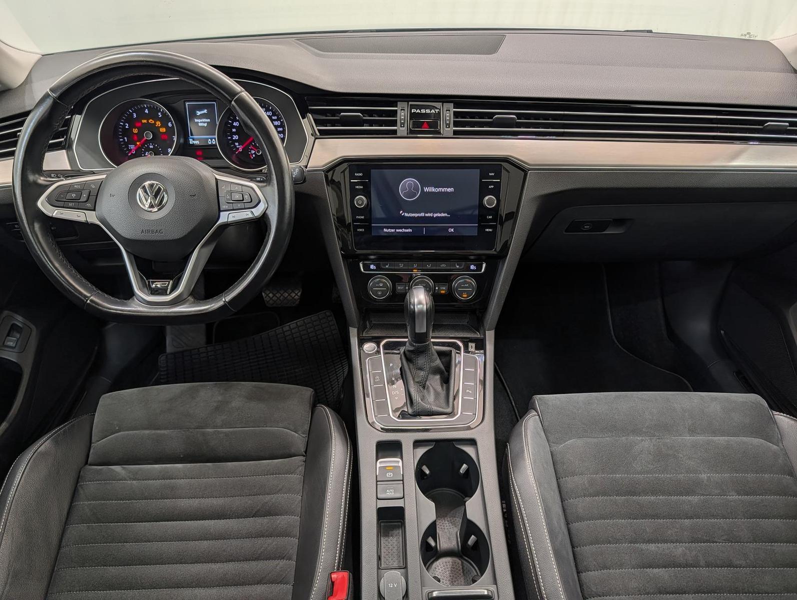 Volkswagen Passat 1.5 TSI DSG R-line ACC LED Pano L, миниатюра 10